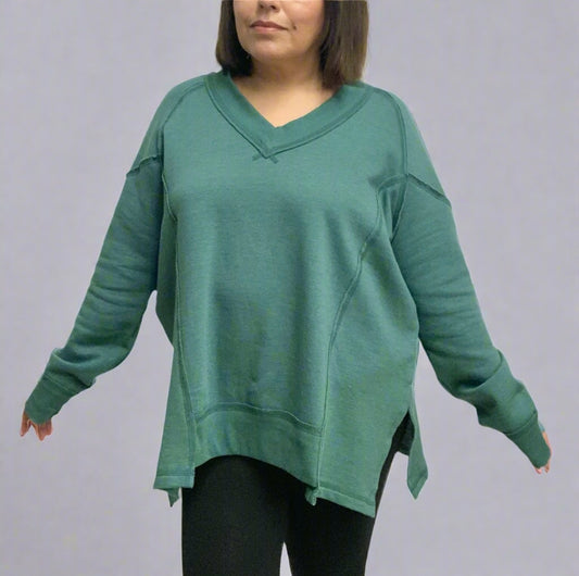 Weekender V-Neck Oversized Pullover
